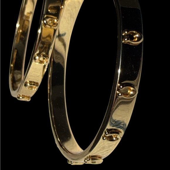 ✨ Authentic Coach Gold Tone Hoop Earrings ✨ - Picture 9 of 9